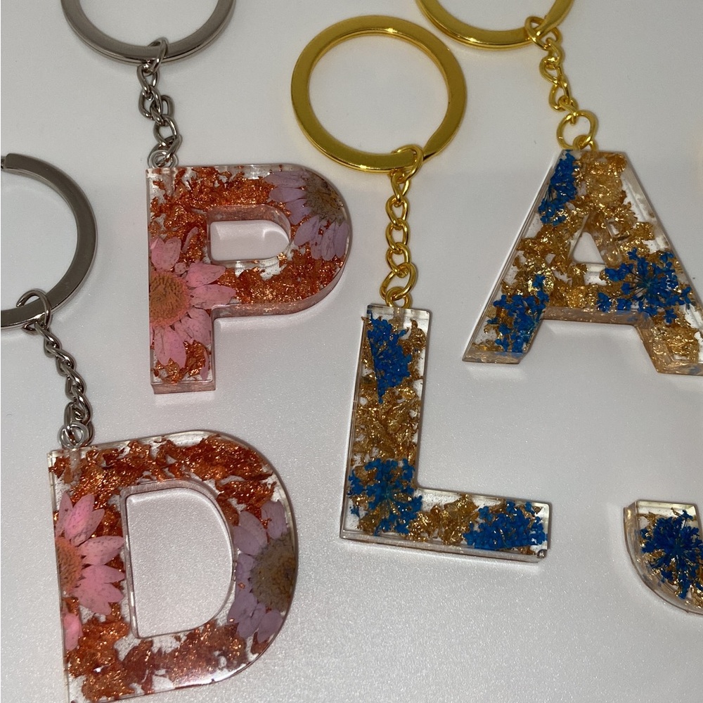 Custom Resin Letter or Number Keychain - Picture 8 of 16
